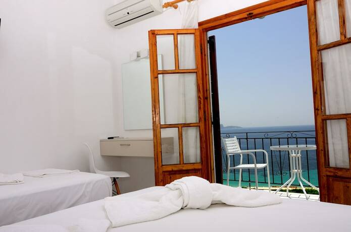 Imagen general del Hotel Mare Blu, Agia Kyriaki. Foto 5