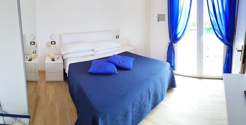 Imagen de la habitación del Hotel Mare Blu, Pineto. Foto 17