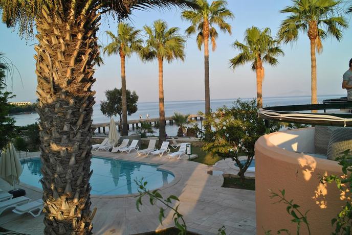 Imagen de la piscina del Hotel Mare Datca. Foto 19