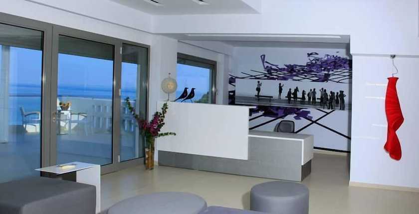 Imagen de los interiores del Hotel Mare Dei Suite Ionian Resort. Foto 20