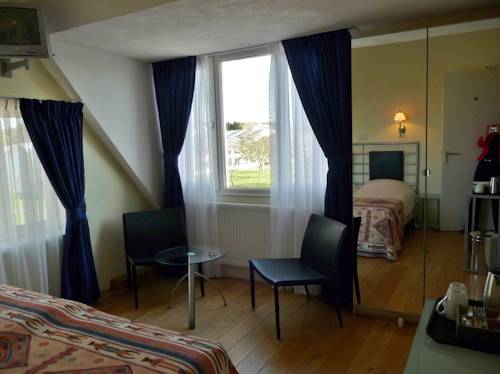 Imagen de la habitación del Hotel Mare Liberum. Foto 5