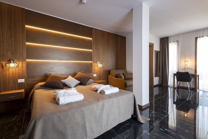 Imagen de la habitación del Hotel Mare, Lignano Sabbiadoro. Foto 10