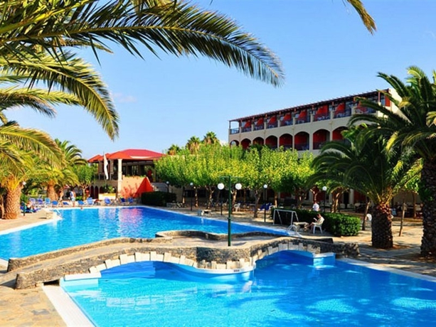 Imagen general del Hotel Mare Monte Beach Hotel. Foto 4