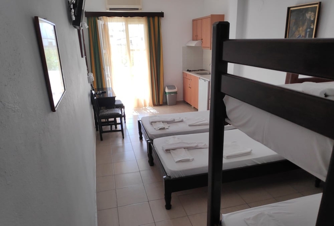 Imagen de la habitación del Hotel Mare Monte, Gialos. Foto 4