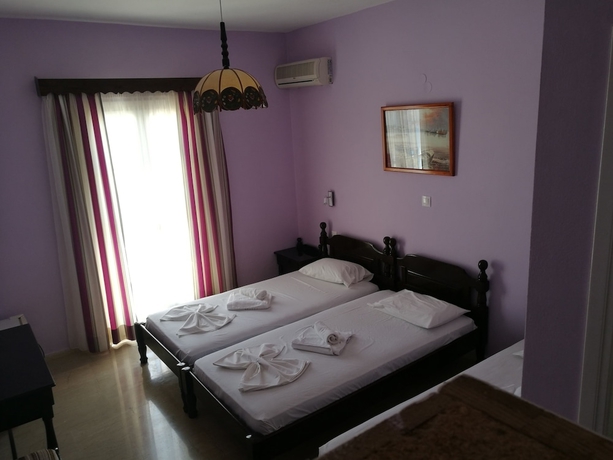 Imagen de la habitación del Hotel Mare Monte, Gialos. Foto 13