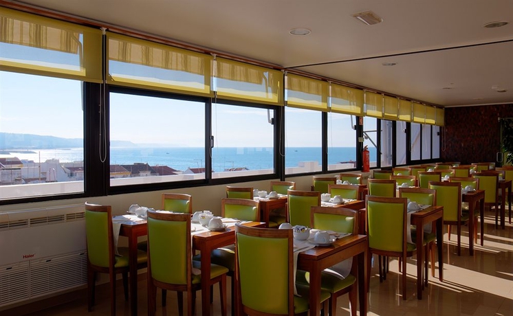 Imagen del bar/restaurante del Hotel Mare, NAZARE. Foto 2