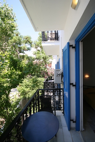 Imagen de los exteriores del Hotel Mare Naxia. Foto 9