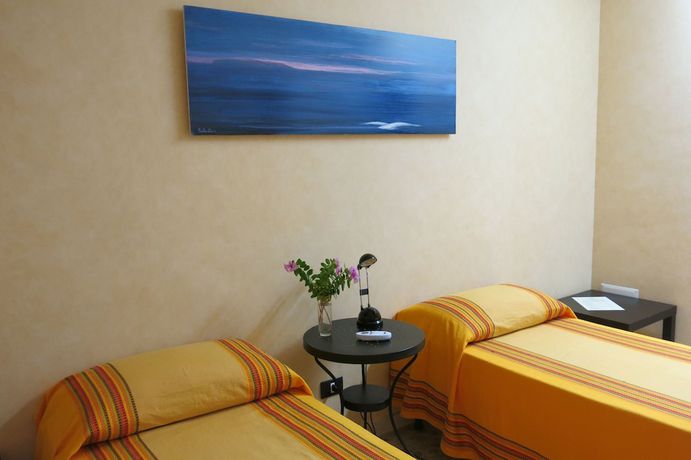 Imagen de la habitación del Hotel Mare Nostrum Petit H&ocirc;tel. Foto 14