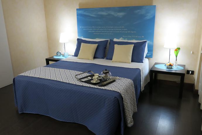 Imagen de la habitación del Hotel Mare Nostrum Petit H&ocirc;tel. Foto 16