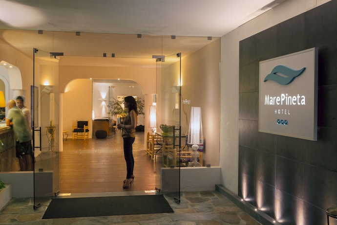 Imagen de los interiores del Hotel Mare Pineta. Foto 10