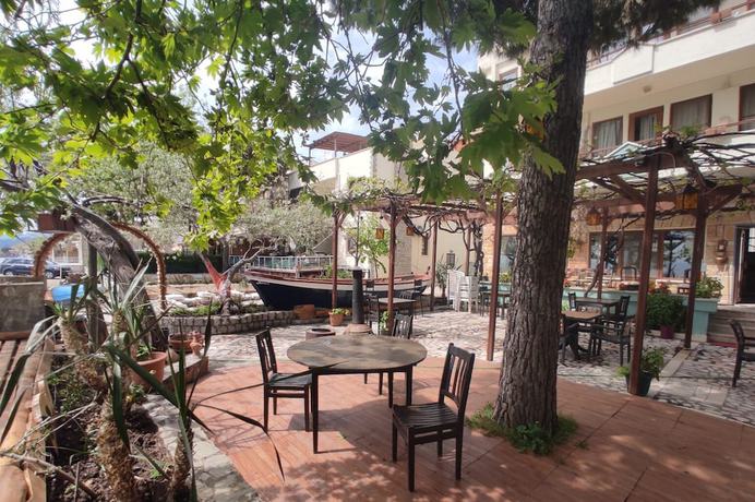 Imagen general del Hotel Mare and Monte. Foto 9