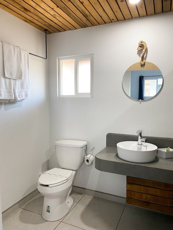 Imagen de la habitación del Hotel Marea Baja. Foto 8