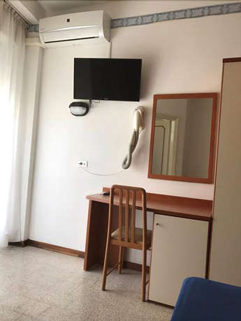 Imagen de la habitación del Hotel Marea, Cattolica. Foto 12