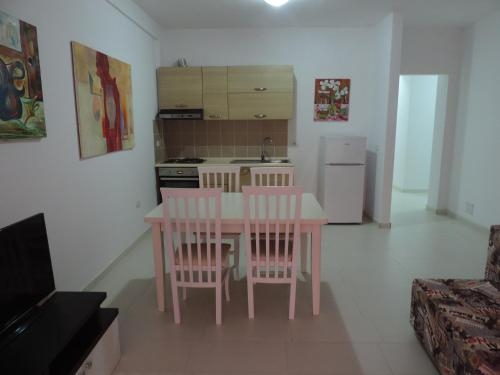 Imagen de la habitación del Hotel Marea Resort. Foto 8