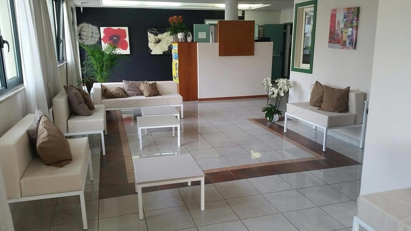 Imagen de los interiores del Hotel Marebello. Foto 14