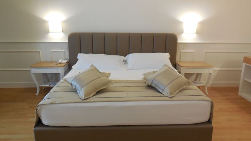 Imagen de la habitación del Hotel Marechiaro. Foto 14