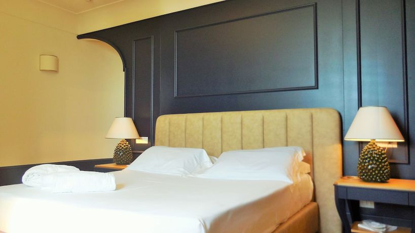 Imagen de la habitación del Hotel Marechiaro. Foto 17