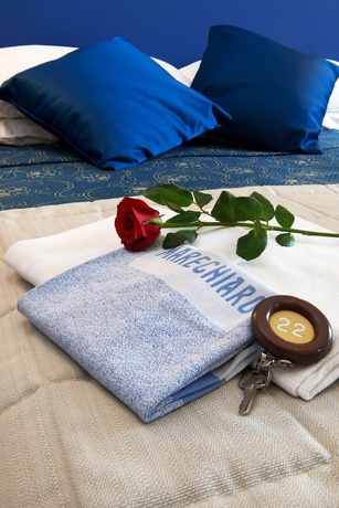 Imagen de la habitación del Hotel Marechiaro. Foto 12