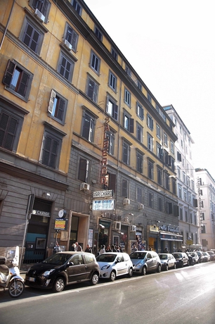 Imagen general del Hotel Marechiaro, Termini. Foto 3