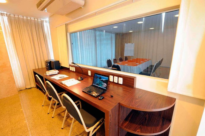 Imagen de los interiores del Hotel Maredomus. Foto 14