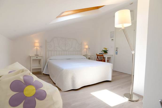 Imagen de la habitación del Hotel Maree. Foto 10