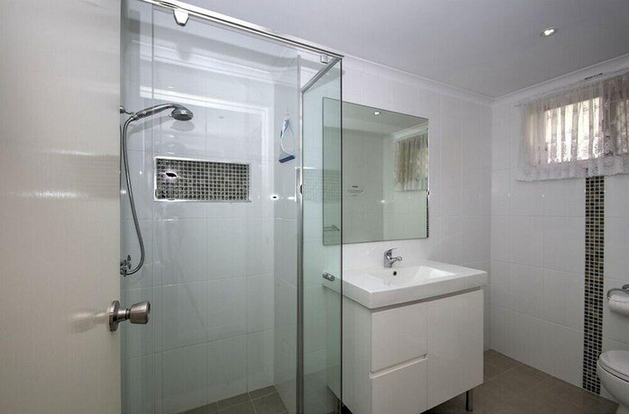 Imagen de la habitación del Hotel Mareeba Sublime Ocean Views. Foto 8