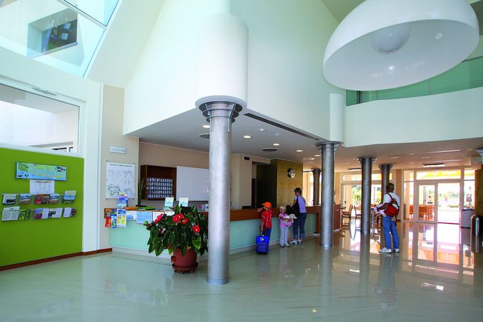 Imagen de los interiores del Hotel Maregolf. Foto 17