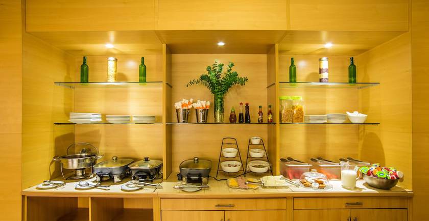 Imagen del bar/restaurante del Hotel Marela. Foto 2