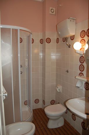 Imagen de los exteriores del Hotel Marelba. Foto 13