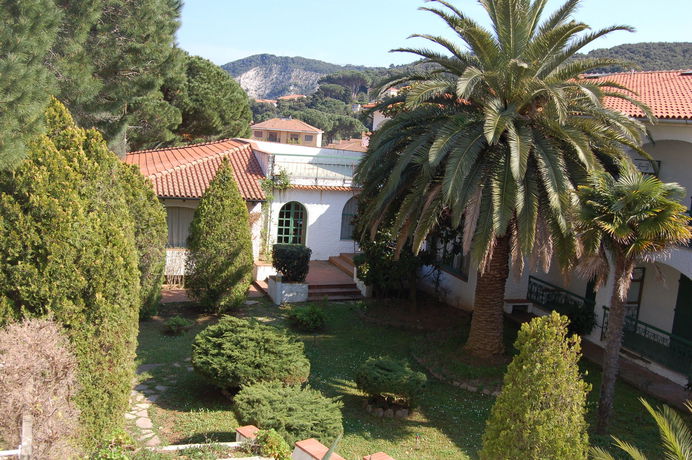 Imagen de la habitación del Hotel Marelba. Foto 8