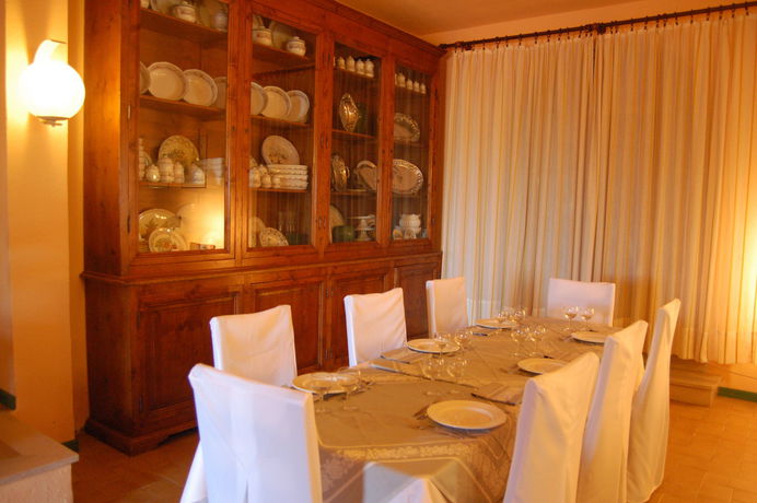 Imagen de los interiores del Hotel Marelba. Foto 16