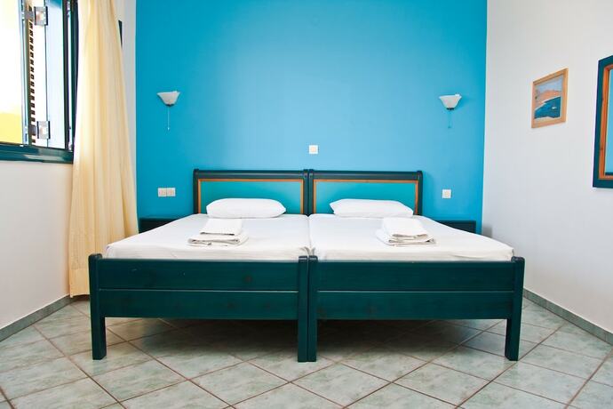 Imagen de la habitación del Hotel Marelina Villas. Foto 16
