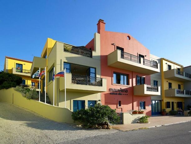 Imagen general del Hotel Marelina Villas. Foto 5