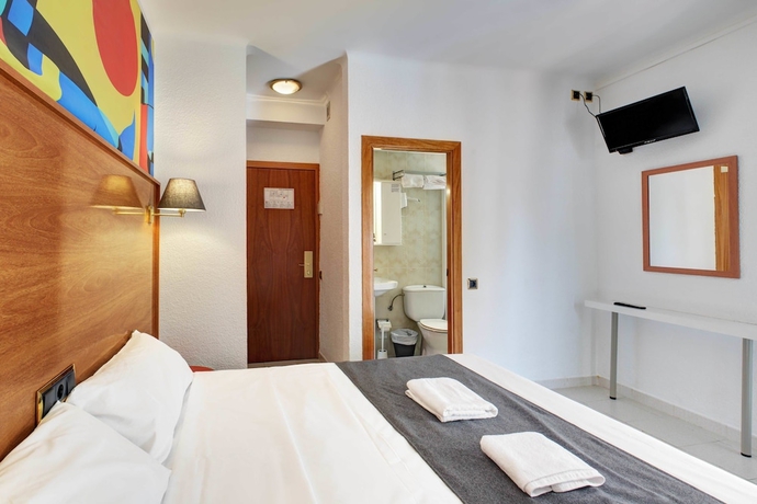 Imagen de la habitación del Hotel Maremagnum Lloret. Foto 3