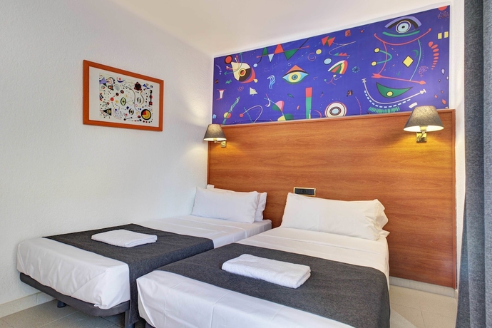 Imagen de la habitación del Hotel Maremagnum Lloret. Foto 11