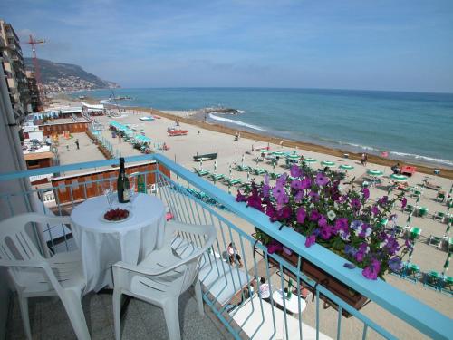 Imagen general del Hotel Maremola, Pietra Ligure. Foto 3