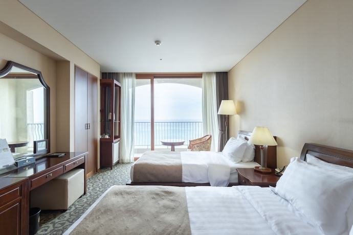 Imagen de la habitación del Hotel Maremons. Foto 4