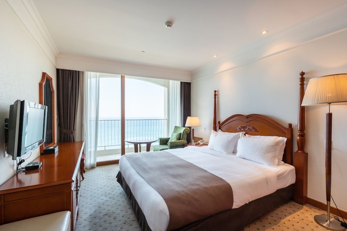 Imagen de la habitación del Hotel Maremons. Foto 6