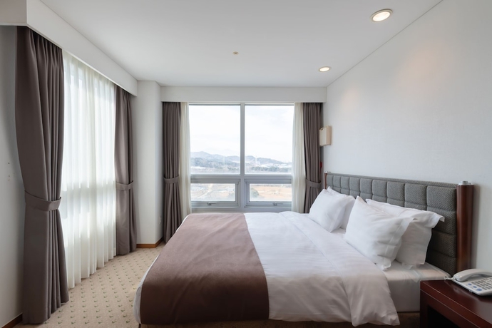 Imagen de la habitación del Hotel Maremons. Foto 8