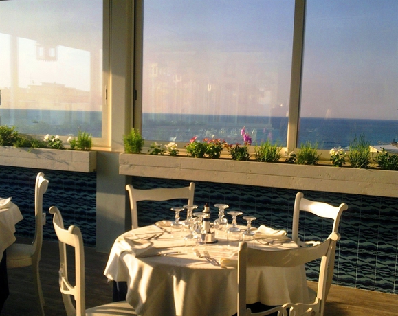 Imagen del bar/restaurante del Hotel Maremonti, Gabicce Mare. Foto 5