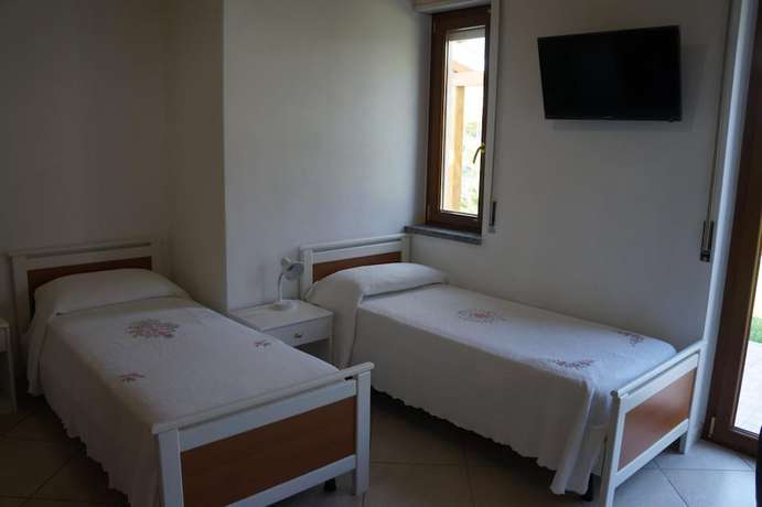 Imagen de la habitación del Hotel Maremonti, Joppolo. Foto 14