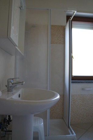 Imagen de la habitación del Hotel Maremonti, Joppolo. Foto 18