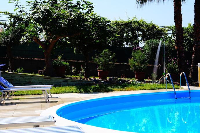 Imagen de la piscina del Hotel Maremonti, Joppolo. Foto 20