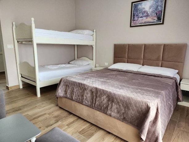 Imagen de la habitación del Hotel Maren Durres. Foto 2