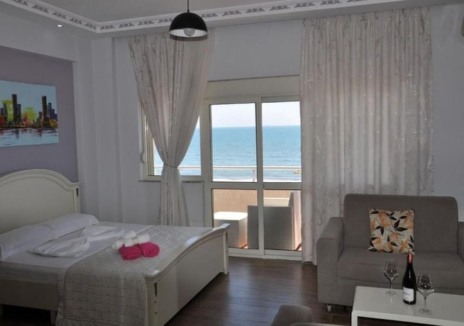 Imagen de la habitación del Hotel Maren Durres. Foto 9