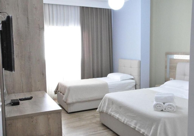 Imagen de la habitación del Hotel Maren Durres. Foto 13