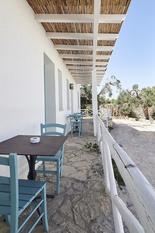 Imagen de la habitación del Hotel Marenea Suite. Foto 12