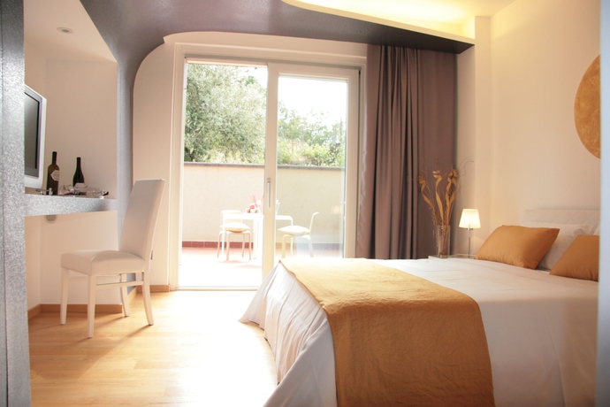 Imagen de la habitación del Hotel Mareneve Resort. Foto 8
