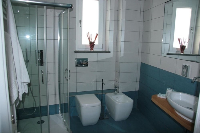 Imagen de la habitación del Hotel Mareneve Resort. Foto 10