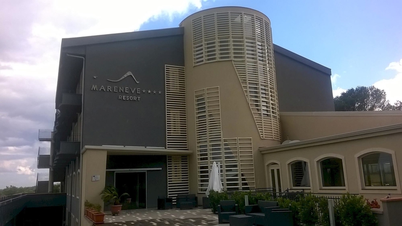 Imagen general del Hotel Mareneve Resort. Foto 4